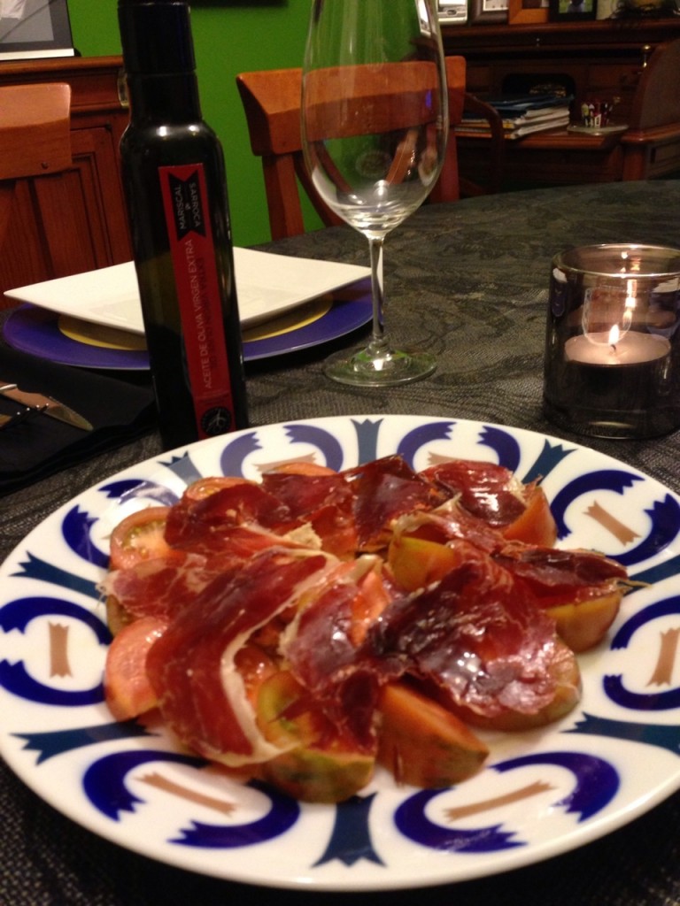 ensalada-de-tomate-ventresca-de-atun-y-jamon-iberico-mariscal-sarroca